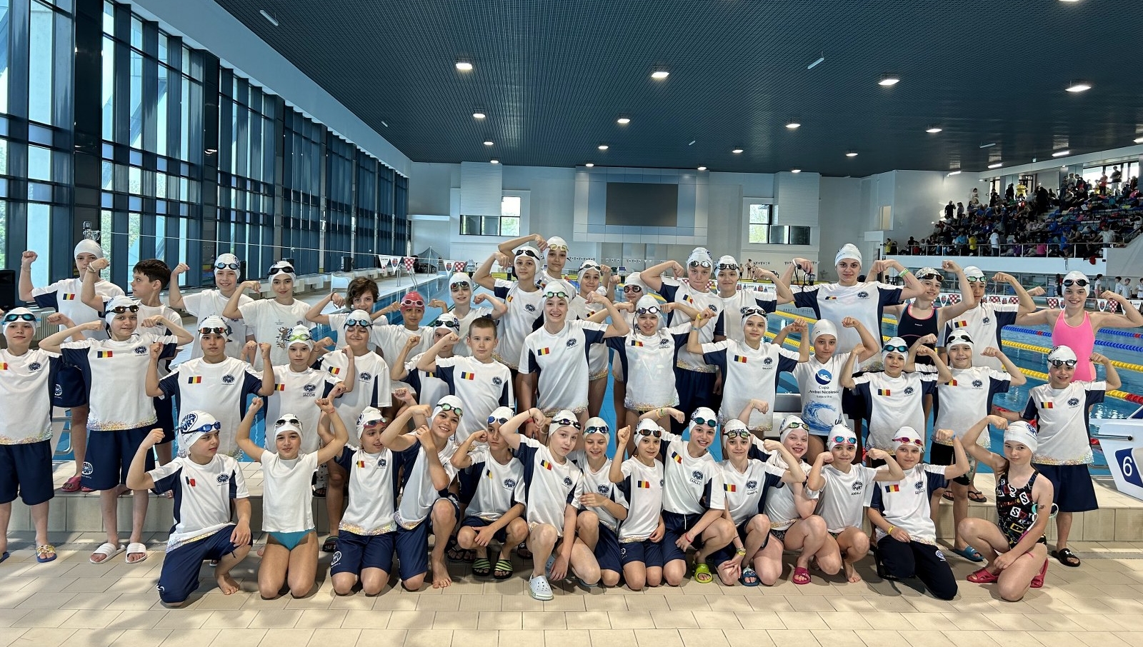 16 medalii pentru campionii Aqua Sport la Cupa Simfonia Lalelor, Pitesti