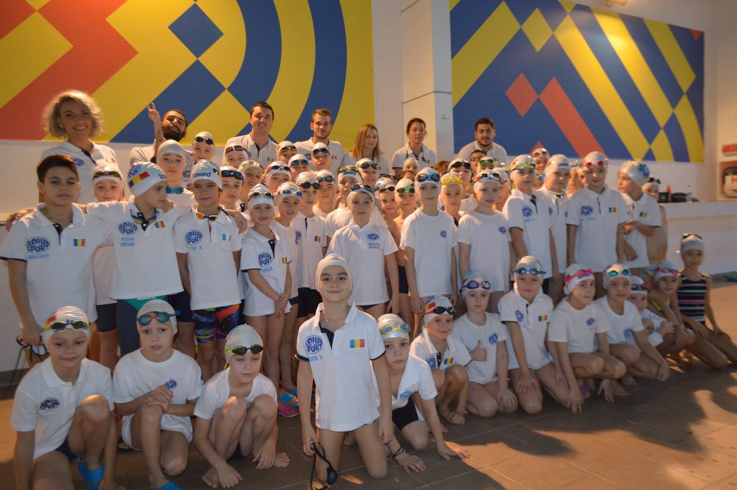 24 de medalii si 12 noi recorduri interne pentru sportivii Aqua Sport la Cupa de Iarna 7-9 ani