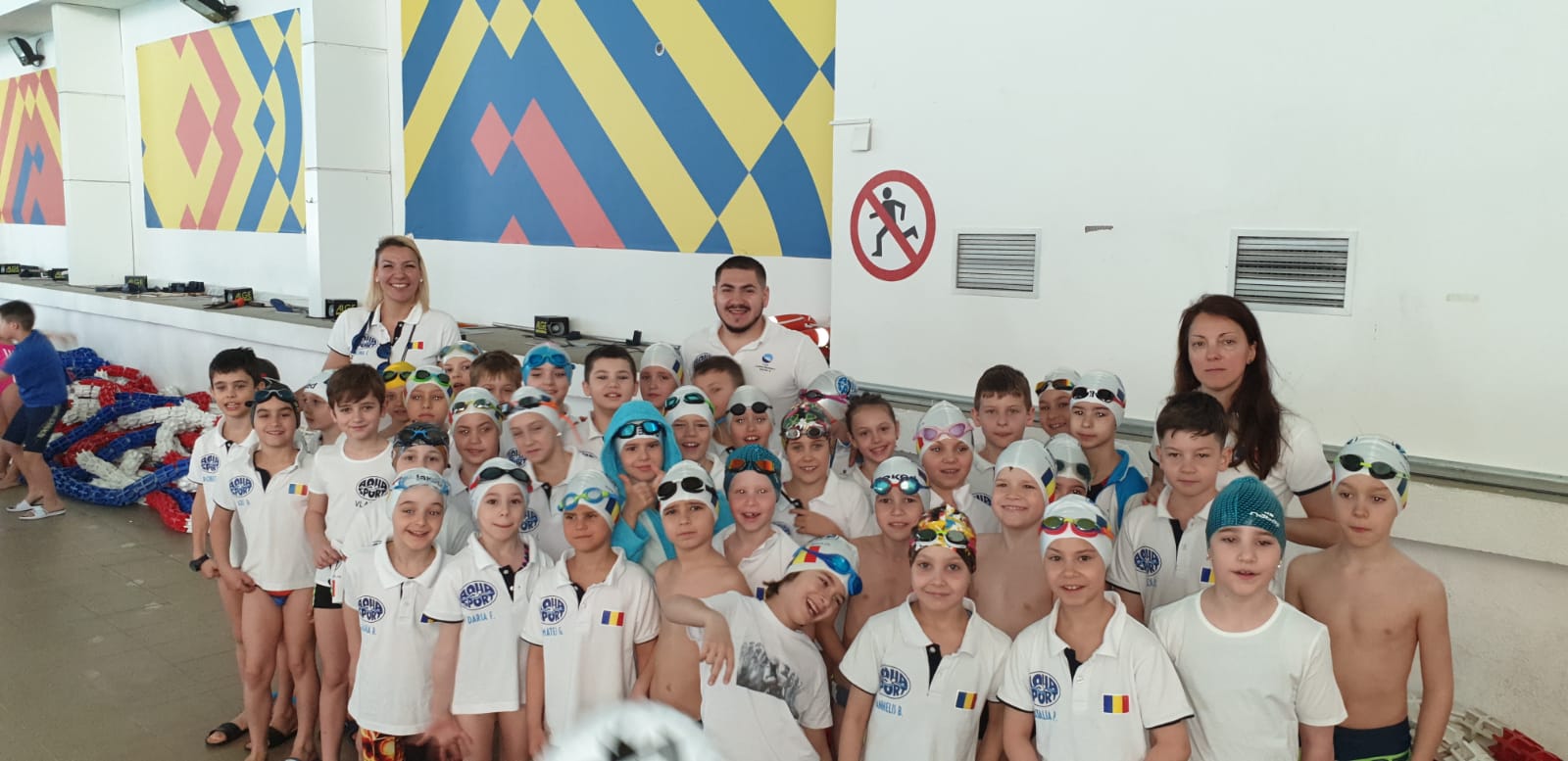 10 medalii si 2 titluri de Campioni Municipali pentru sportivii Aqua Sport de 8-9 ani