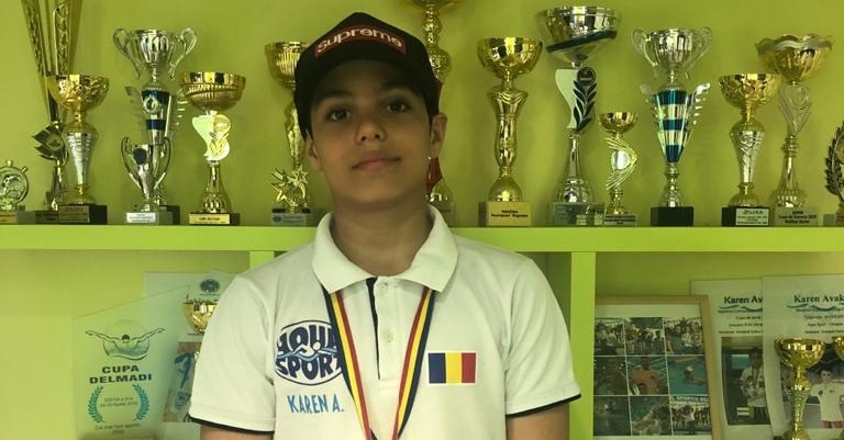 Profil de Campion - Karen Avakian